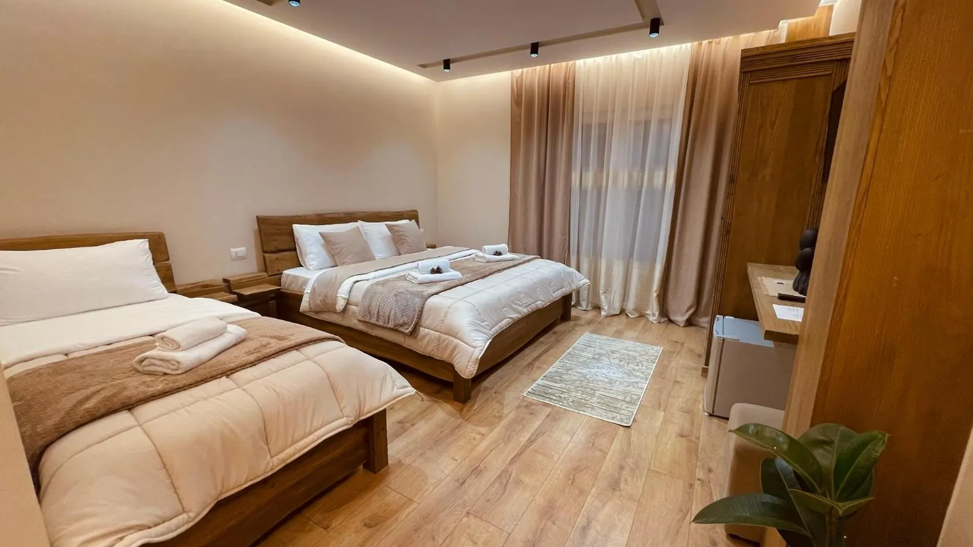 Vila Alpini Razëm